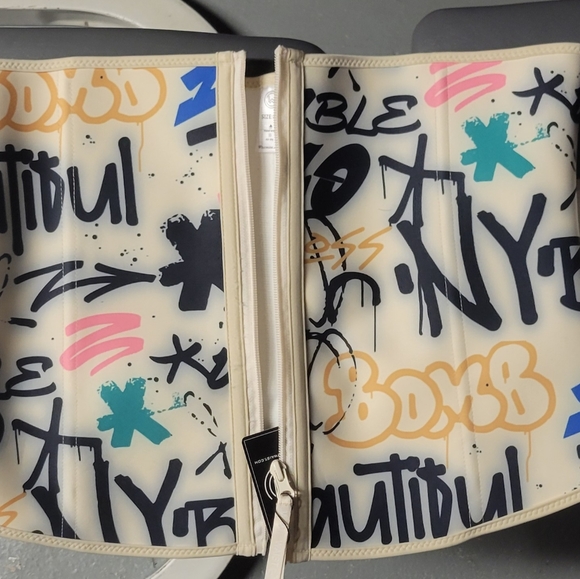 What Waist Waist Trainer - Picture 2 of 3